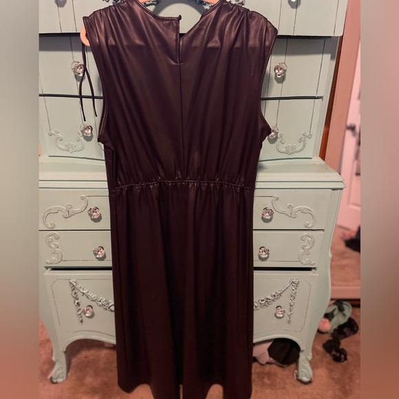 L Vegan Leather Dress Brown - Picture 5 of 5
